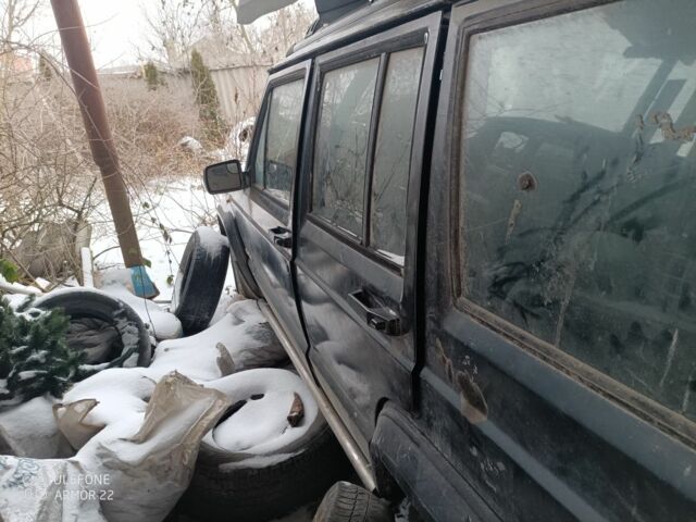 Синий Джип Гранд Чероки, объемом двигателя 2 л и пробегом 400 тыс. км за 1600 $, фото 4 на Automoto.ua