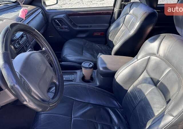 Синий Джип Гранд Чероки, объемом двигателя 3.12 л и пробегом 355 тыс. км за 7000 $, фото 13 на Automoto.ua