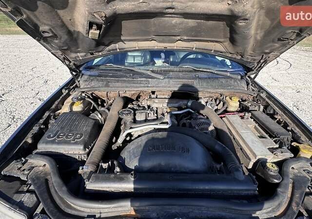Синий Джип Гранд Чероки, объемом двигателя 3.12 л и пробегом 355 тыс. км за 7000 $, фото 19 на Automoto.ua