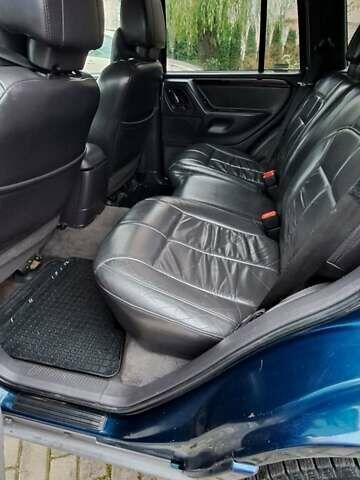 Синій Джип Grand Cherokee, об'ємом двигуна 3.1 л та пробігом 247 тис. км за 7500 $, фото 18 на Automoto.ua