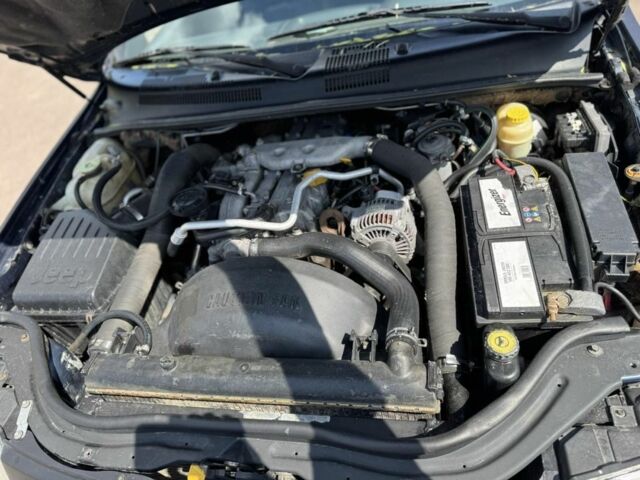 Синій Джип Grand Cherokee, об'ємом двигуна 3.1 л та пробігом 285 тис. км за 5500 $, фото 6 на Automoto.ua