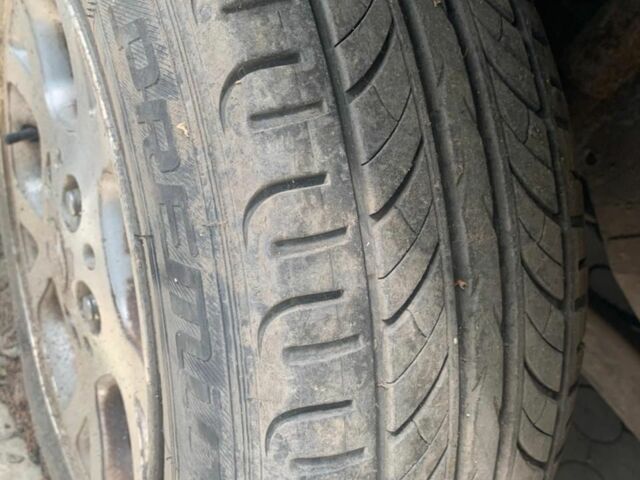 Синий Джип Гранд Чероки, объемом двигателя 4 л и пробегом 200 тыс. км за 3700 $, фото 1 на Automoto.ua