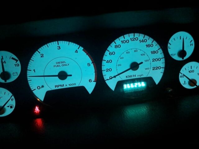 Синій Джип Grand Cherokee, об'ємом двигуна 3 л та пробігом 367 тис. км за 5500 $, фото 4 на Automoto.ua