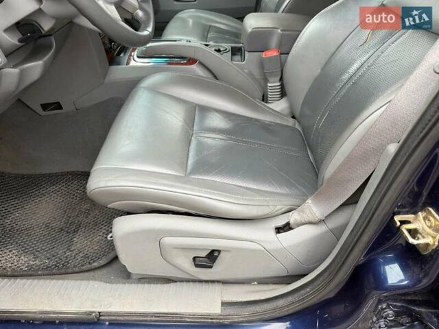 Синий Джип Гранд Чероки, объемом двигателя 5.65 л и пробегом 230 тыс. км за 15900 $, фото 16 на Automoto.ua