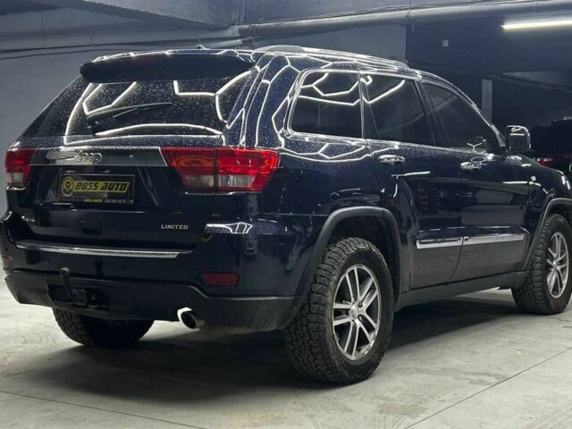 Синий Джип Гранд Чероки, объемом двигателя 3.7 л и пробегом 240 тыс. км за 13200 $, фото 5 на Automoto.ua