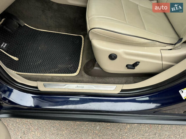 Синий Джип Гранд Чероки, объемом двигателя 2.99 л и пробегом 183 тыс. км за 15500 $, фото 74 на Automoto.ua