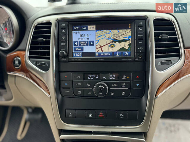 Синий Джип Гранд Чероки, объемом двигателя 2.99 л и пробегом 183 тыс. км за 15500 $, фото 61 на Automoto.ua