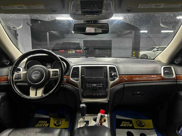 Синий Джип Гранд Чероки, объемом двигателя 3.7 л и пробегом 240 тыс. км за 13200 $, фото 12 на Automoto.ua