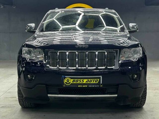 Синий Джип Гранд Чероки, объемом двигателя 3.7 л и пробегом 240 тыс. км за 13200 $, фото 1 на Automoto.ua