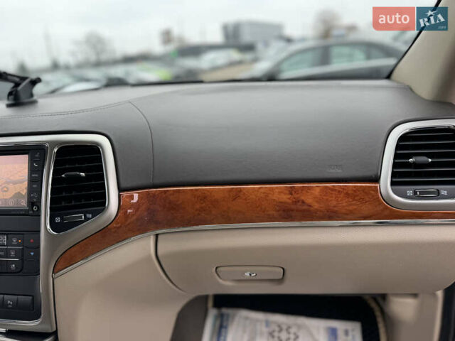 Синий Джип Гранд Чероки, объемом двигателя 2.99 л и пробегом 183 тыс. км за 15500 $, фото 55 на Automoto.ua