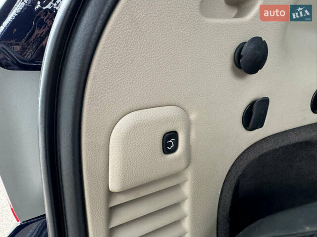 Синий Джип Гранд Чероки, объемом двигателя 2.99 л и пробегом 183 тыс. км за 15500 $, фото 93 на Automoto.ua