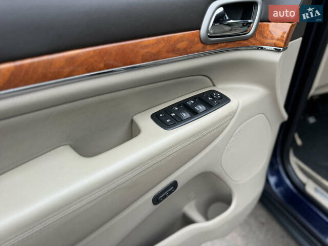 Синий Джип Гранд Чероки, объемом двигателя 2.99 л и пробегом 183 тыс. км за 15500 $, фото 71 на Automoto.ua