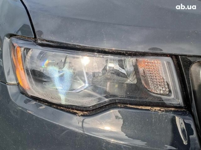 Синий Джип Гранд Чероки, объемом двигателя 3.6 л и пробегом 132 тыс. км за 26490 $, фото 4 на Automoto.ua