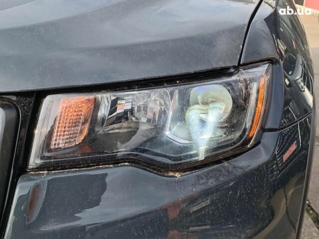 Синий Джип Гранд Чероки, объемом двигателя 3.6 л и пробегом 132 тыс. км за 26490 $, фото 3 на Automoto.ua