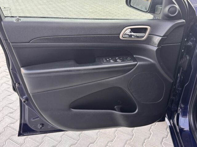 Джип Гранд Чероки 2017 в Киеве на Automoto.ua Синий Джип Гранд Чероки, объемом двигателя 3.6 л и пробегом 151 тыс. км за 18900 $, фото 12 на Automoto.ua