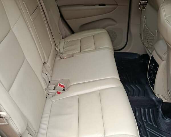 Синий Джип Гранд Чероки, объемом двигателя 5.65 л и пробегом 128 тыс. км за 27400 $, фото 19 на Automoto.ua