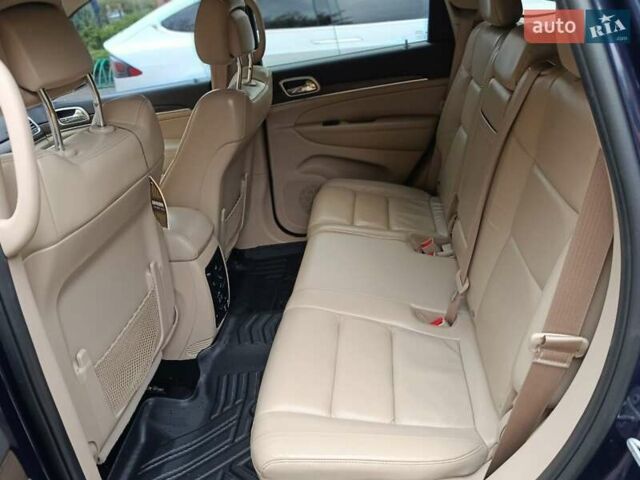 Синий Джип Гранд Чероки, объемом двигателя 5.65 л и пробегом 128 тыс. км за 27400 $, фото 18 на Automoto.ua