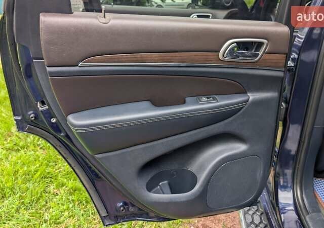 Синій Джип Grand Cherokee, об'ємом двигуна 2.99 л та пробігом 32 тис. км за 32000 $, фото 18 на Automoto.ua