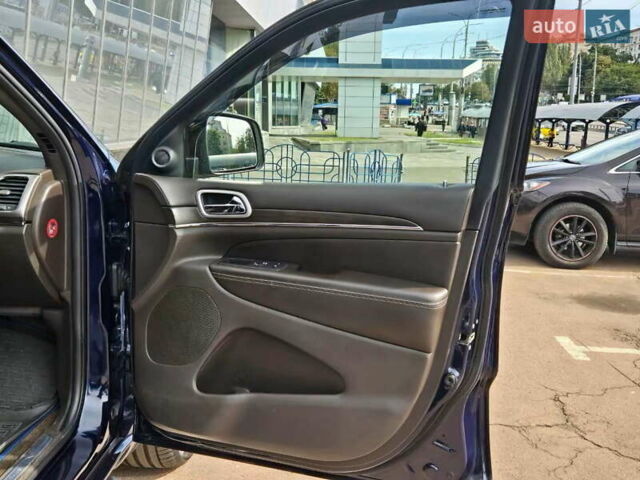 Синий Джип Гранд Чероки, объемом двигателя 3 л и пробегом 105 тыс. км за 26900 $, фото 26 на Automoto.ua