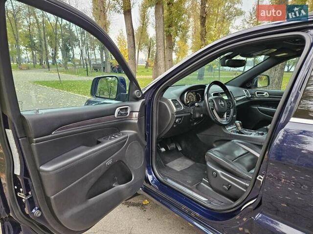 Джип Гранд Чероки 2018 в Киеве на Automoto.ua Синий Джип Гранд Чероки, объемом двигателя 3 л и пробегом 167 тыс. км за 25990 $, фото 11 на Automoto.ua