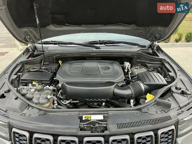 Джип Гранд Чероки 2019 в Черкассах на Automoto.ua Синий Джип Гранд Чероки, объемом двигателя 3.6 л и пробегом 127 тыс. км за 28500 $, фото 13 на Automoto.ua