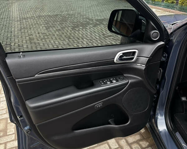 Синий Джип Гранд Чероки, объемом двигателя 3.6 л и пробегом 75 тыс. км за 25800 $, фото 24 на Automoto.ua