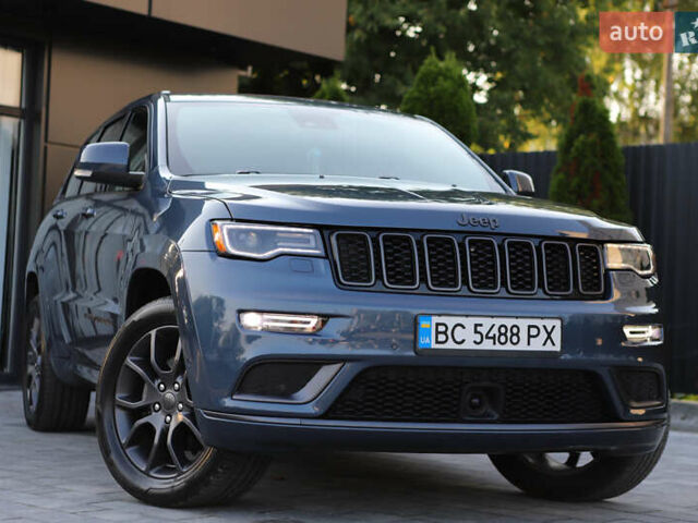 Синій Джип Grand Cherokee, об'ємом двигуна 5.65 л та пробігом 67 тис. км за 42000 $, фото 1 на Automoto.ua