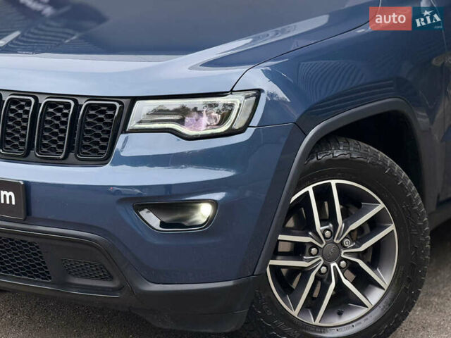Синий Джип Гранд Чероки, объемом двигателя 3.6 л и пробегом 100 тыс. км за 21500 $, фото 1 на Automoto.ua