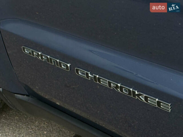 Синий Джип Гранд Чероки, объемом двигателя 3.6 л и пробегом 100 тыс. км за 21500 $, фото 12 на Automoto.ua