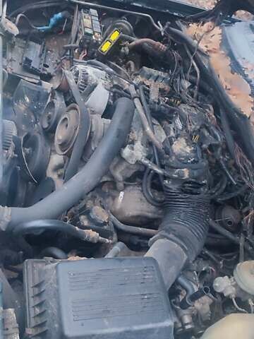 Зелений Джип Grand Cherokee, об'ємом двигуна 5.2 л та пробігом 421 тис. км за 3000 $, фото 6 на Automoto.ua