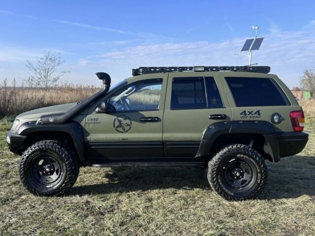 Зеленый Джип Гранд Чероки, объемом двигателя 2.7 л и пробегом 290 тыс. км за 4300 $, фото 1 на Automoto.ua
