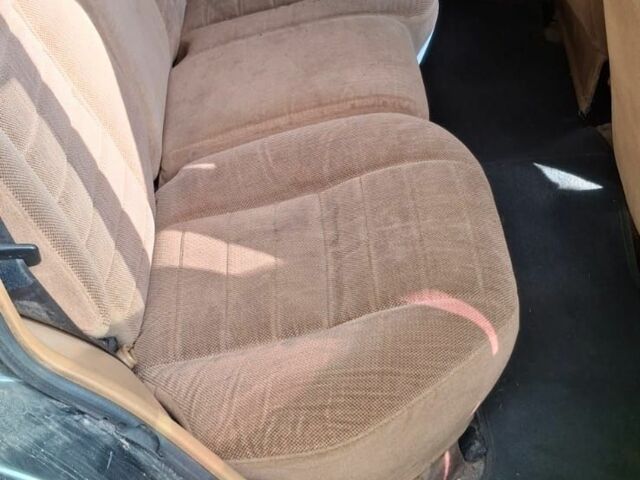 Зеленый Джип Гранд Чероки, объемом двигателя 2.5 л и пробегом 370 тыс. км за 3000 $, фото 3 на Automoto.ua