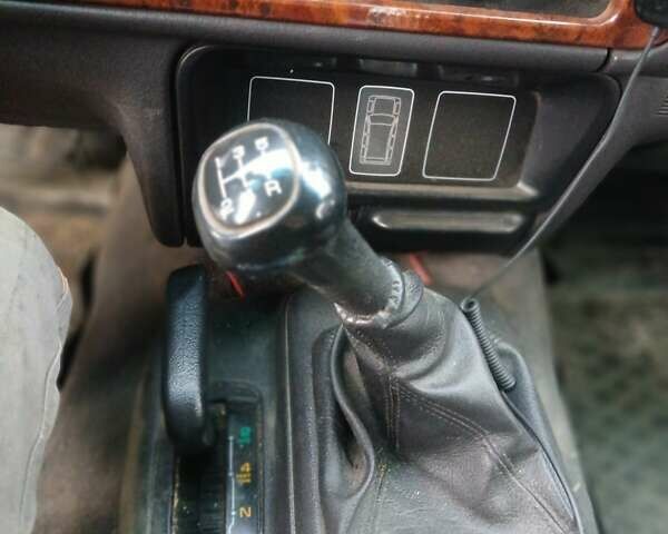 Зеленый Джип Гранд Чероки, объемом двигателя 2.5 л и пробегом 312 тыс. км за 9600 $, фото 1 на Automoto.ua