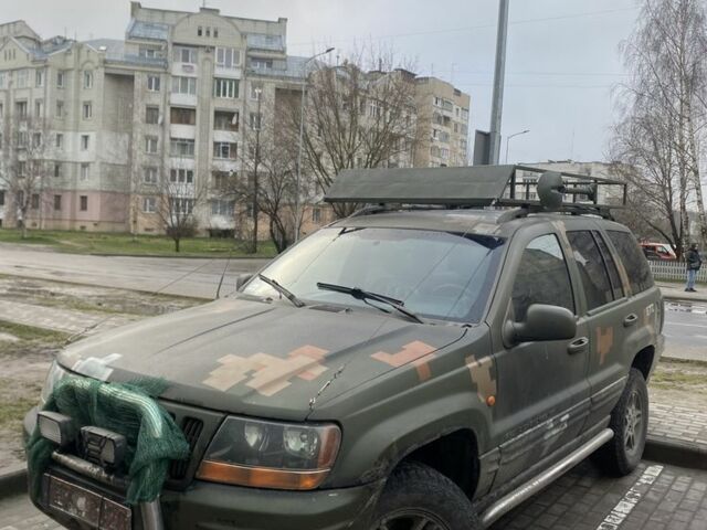 Зелений Джип Grand Cherokee, об'ємом двигуна 0.47 л та пробігом 375 тис. км за 5300 $, фото 1 на Automoto.ua