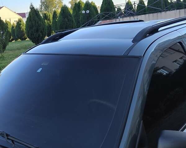 Зелений Джип Grand Cherokee, об'ємом двигуна 2.7 л та пробігом 374 тис. км за 9300 $, фото 12 на Automoto.ua