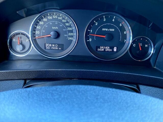 Зелений Джип Grand Cherokee, об'ємом двигуна 3 л та пробігом 200 тис. км за 9500 $, фото 4 на Automoto.ua