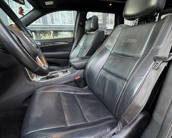 Зелений Джип Grand Cherokee, об'ємом двигуна 2.99 л та пробігом 205 тис. км за 28000 $, фото 15 на Automoto.ua