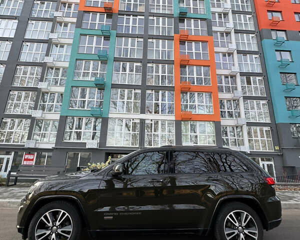 Зелений Джип Grand Cherokee, об'ємом двигуна 2.99 л та пробігом 205 тис. км за 28000 $, фото 6 на Automoto.ua