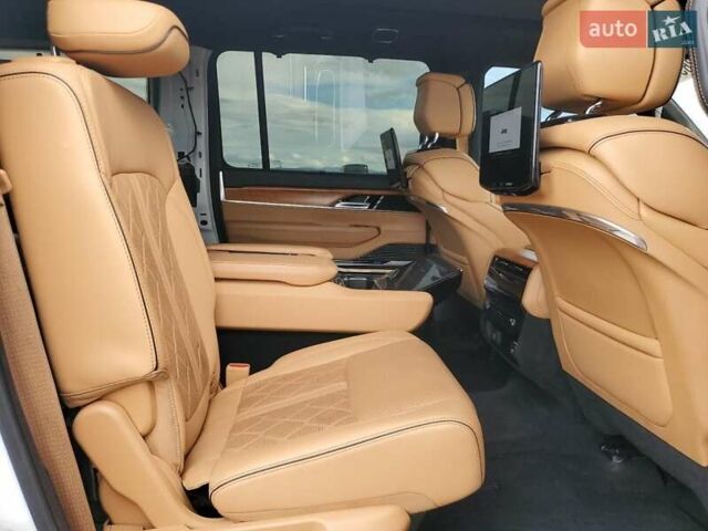 Белый Джип Гранд Вагонер, объемом двигателя 6.4 л и пробегом 91 тыс. км за 23000 $, фото 10 на Automoto.ua