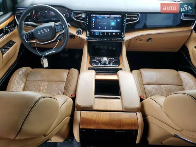 Белый Джип Гранд Вагонер, объемом двигателя 6.4 л и пробегом 91 тыс. км за 23000 $, фото 3 на Automoto.ua