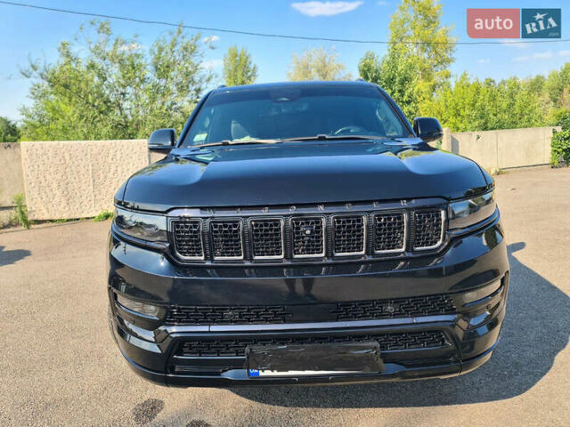 Джип Гранд Вагонер 2022 в Днепре (Днепропетровске) на Automoto.ua Черный Джип Гранд Вагонер, объемом двигателя 6.42 л и пробегом 85 тыс. км за 79000 $, фото 3 на Automoto.ua