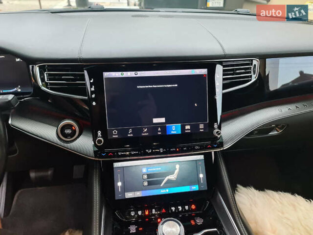 Джип Гранд Вагонер 2022 в Днепре (Днепропетровске) на Automoto.ua Черный Джип Гранд Вагонер, объемом двигателя 6.42 л и пробегом 85 тыс. км за 79000 $, фото 37 на Automoto.ua