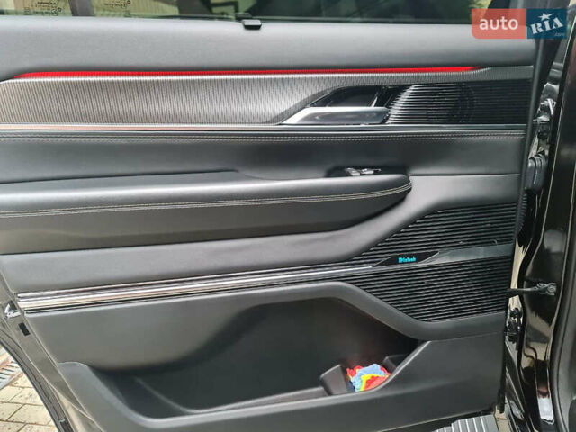 Джип Гранд Вагонер 2022 в Днепре (Днепропетровске) на Automoto.ua Черный Джип Гранд Вагонер, объемом двигателя 6.42 л и пробегом 85 тыс. км за 79000 $, фото 45 на Automoto.ua