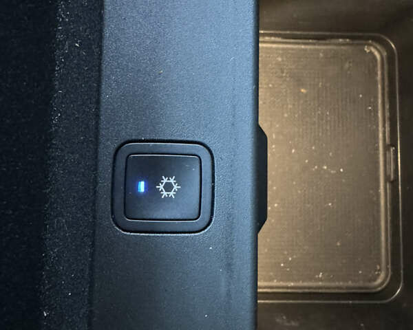 Серый Джип Гранд Вагонер, объемом двигателя 6.42 л и пробегом 51 тыс. км за 85000 $, фото 53 на Automoto.ua