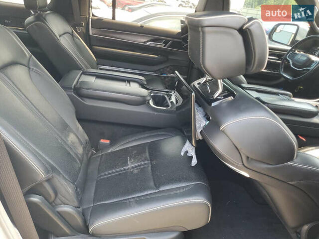 Сірий Джип Гранд Вагонер, об'ємом двигуна 6.42 л та пробігом 92 тис. км за 36000 $, фото 4 на Automoto.ua