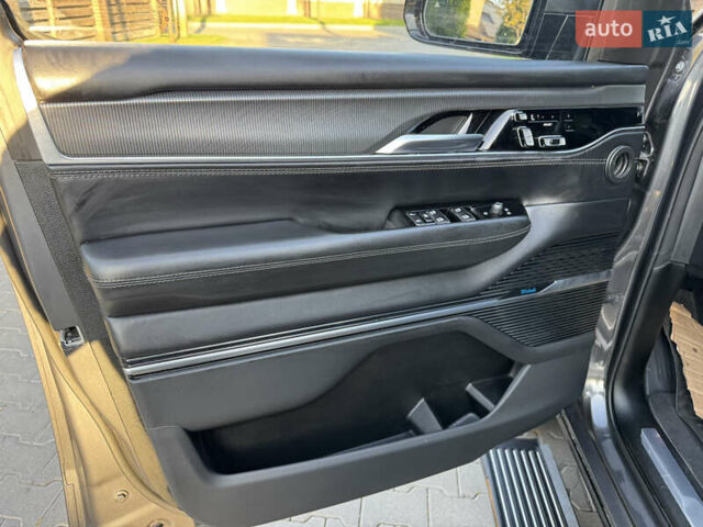 Серый Джип Гранд Вагонер, объемом двигателя 6.42 л и пробегом 51 тыс. км за 85000 $, фото 29 на Automoto.ua