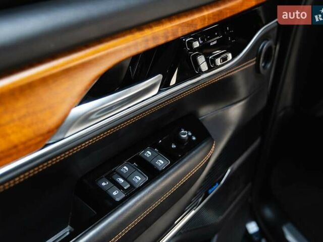 Синий Джип Гранд Вагонер, объемом двигателя 6.4 л и пробегом 16 тыс. км за 79000 $, фото 19 на Automoto.ua