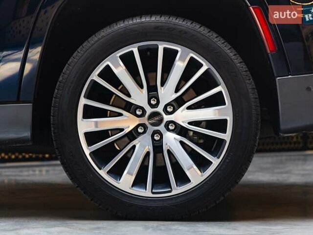 Синий Джип Гранд Вагонер, объемом двигателя 6.4 л и пробегом 16 тыс. км за 79000 $, фото 15 на Automoto.ua