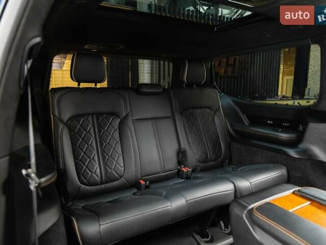 Синий Джип Гранд Вагонер, объемом двигателя 6.4 л и пробегом 16 тыс. км за 79000 $, фото 44 на Automoto.ua