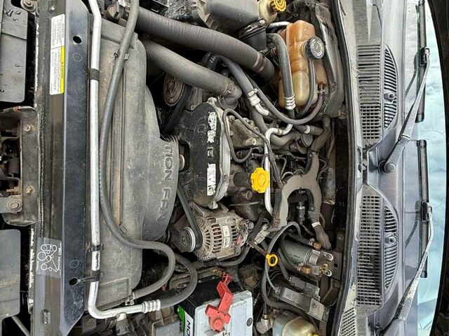 Черный Джип Либерти, объемом двигателя 2.5 л и пробегом 244 тыс. км за 3500 $, фото 8 на Automoto.ua